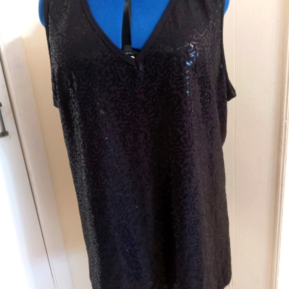 Lane Bryant Sequin Front V-neck Tank size 26W